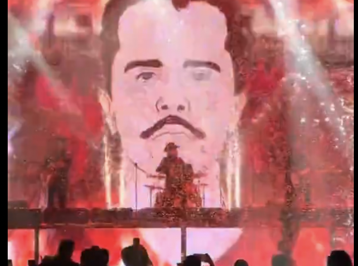 Cariñoso Tributo al Viejón